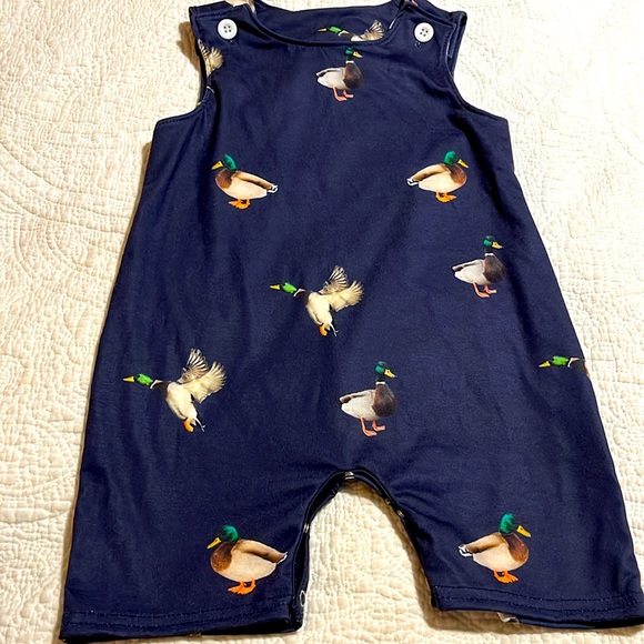 Matching Brother Set 🦆 - Picture 3 of 3